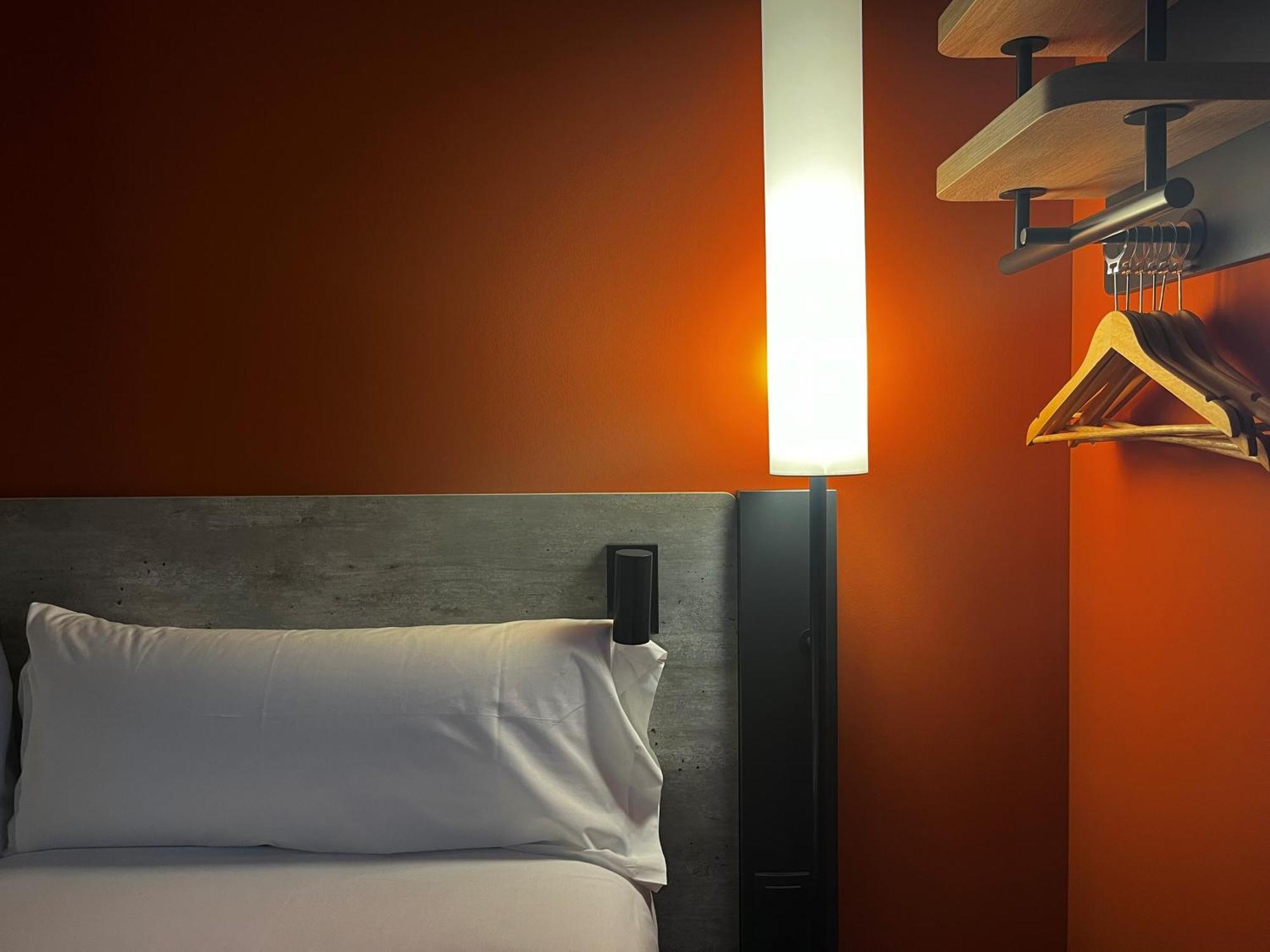 Ibis Budget Madrid Aeropuerto Ngoại thất bức ảnh