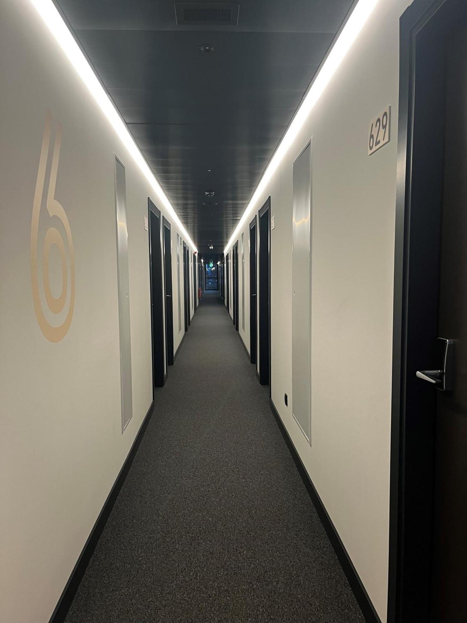 Ibis Budget Madrid Aeropuerto Ngoại thất bức ảnh