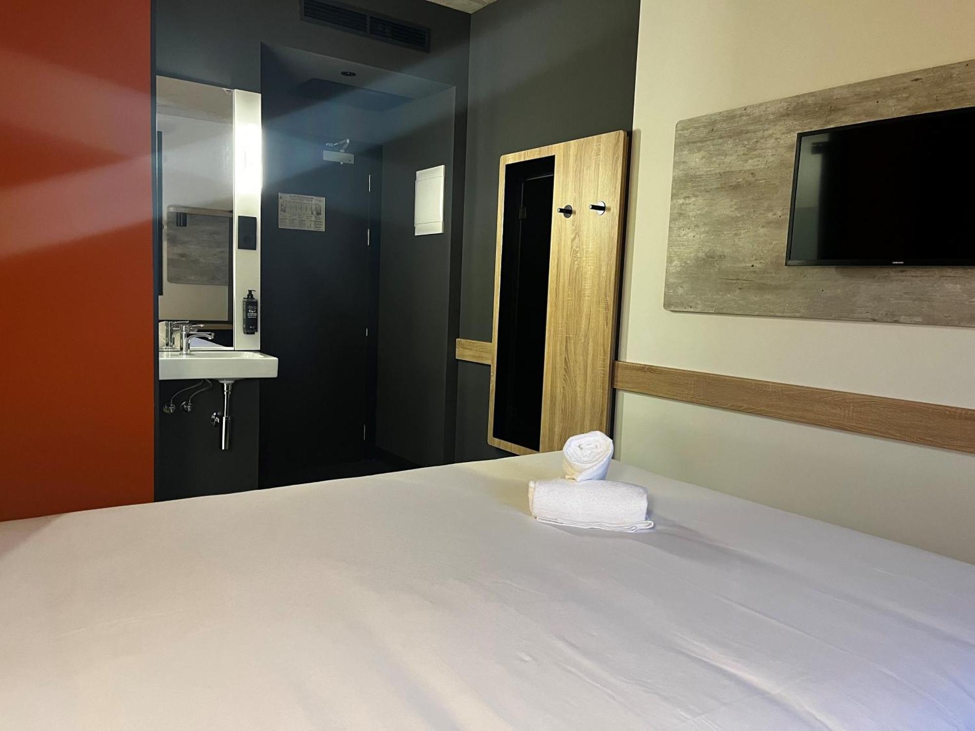Ibis Budget Madrid Aeropuerto Ngoại thất bức ảnh