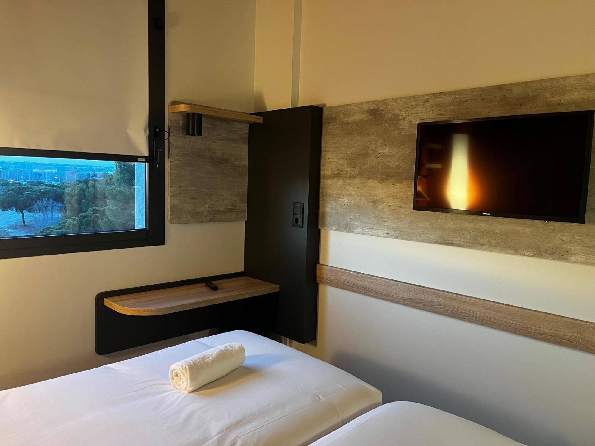 Ibis Budget Madrid Aeropuerto Ngoại thất bức ảnh