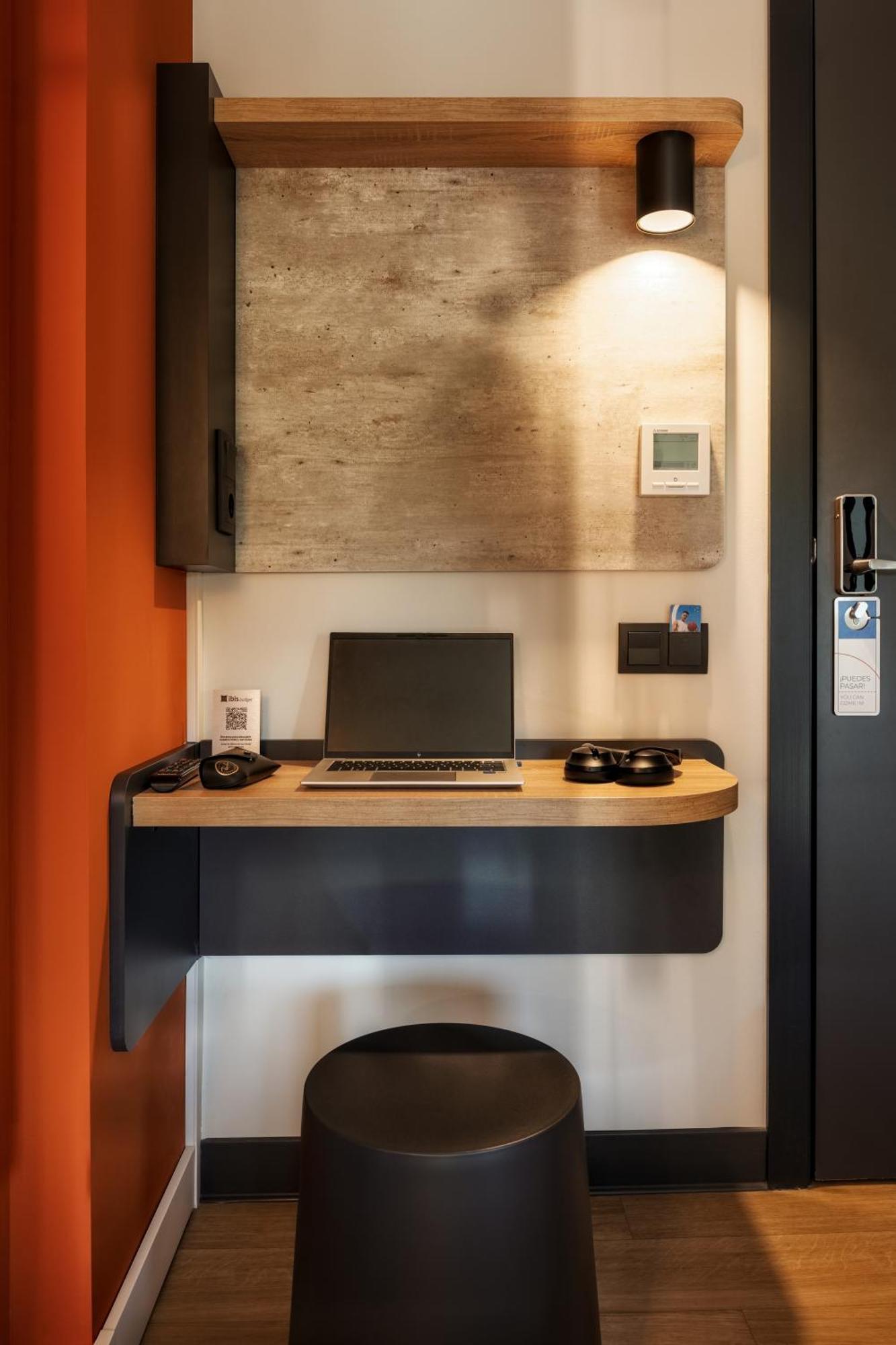 Ibis Budget Madrid Aeropuerto Ngoại thất bức ảnh