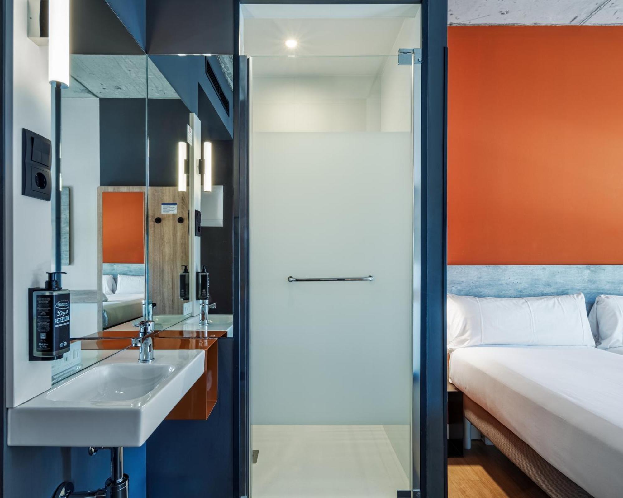 Ibis Budget Madrid Aeropuerto Ngoại thất bức ảnh