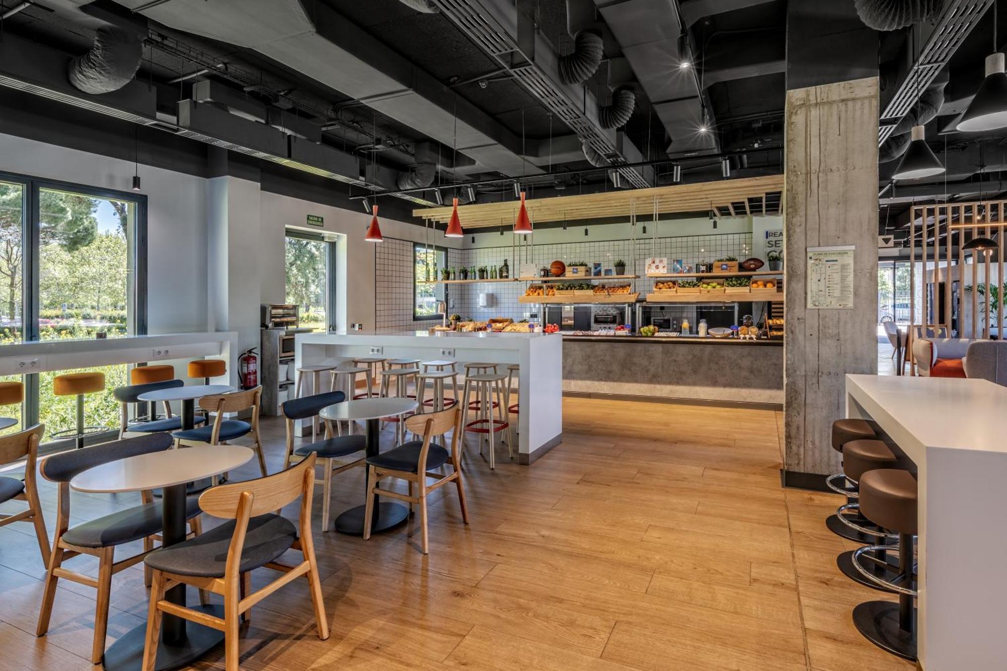 Ibis Budget Madrid Aeropuerto Ngoại thất bức ảnh