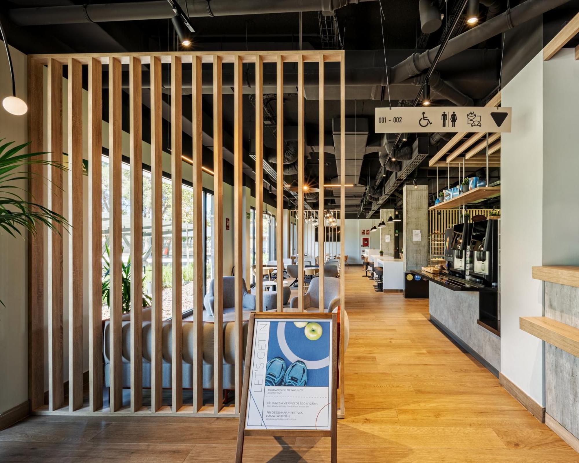 Ibis Budget Madrid Aeropuerto Ngoại thất bức ảnh
